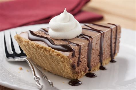 frozen-mocha-cream-pie-everydaydiabeticrecipescom image