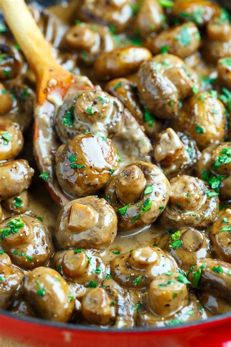 creamy-garlic-and-brie-mushrooms-closet-cooking image