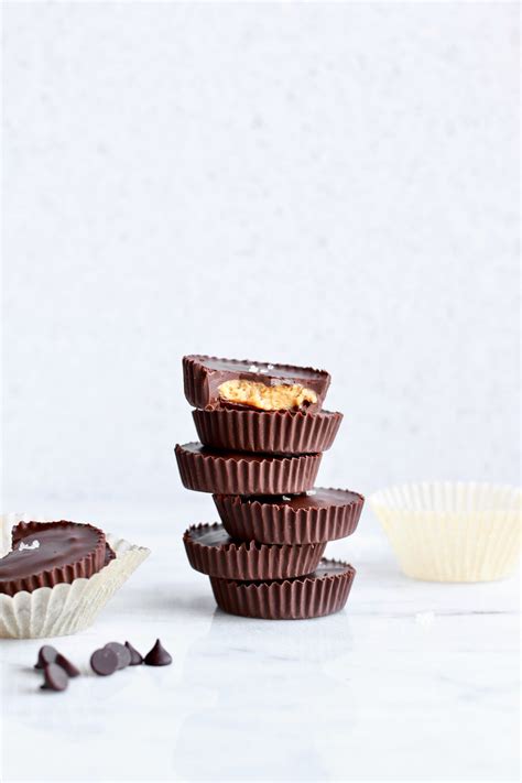 best-healthy-peanut-butter-cups-3-ingredients-nutrition-in-the image