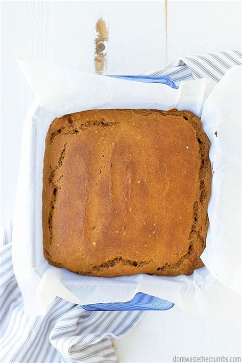 one-bowl-healthy-pumpkin-cake-dont-waste-the-crumbs image