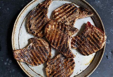 coffee-crusted-grilled-pork-chops-recipe-leites image
