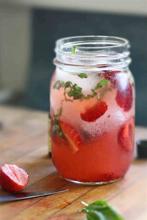 strawberry-smash-cocktail-with-gin-and-basil image