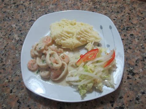 how-to-make-shrimp-and-calamari-al-ajillo-recipe-for image