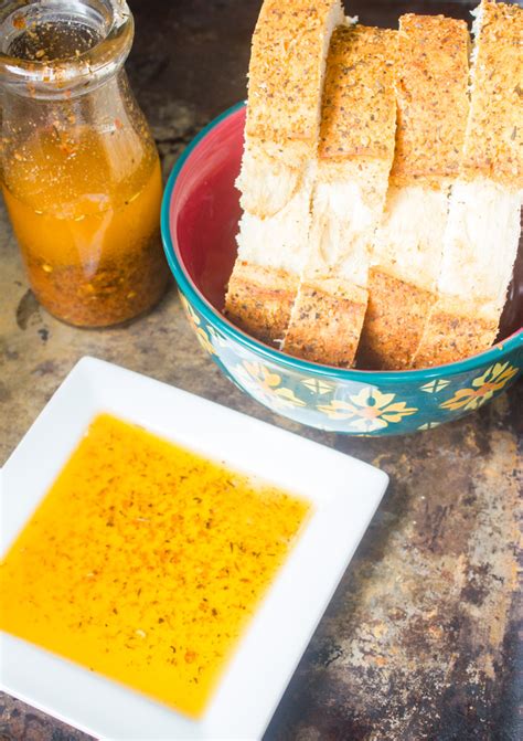 restaurant-style-garlic-and-herb-bread-dipping-oil image