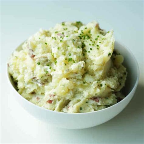 chive-and-horseradish-mashed-red-potatoes image