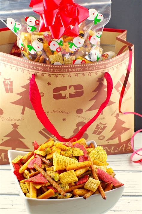 holiday-chex-mix-christmas-snack-mix-food image