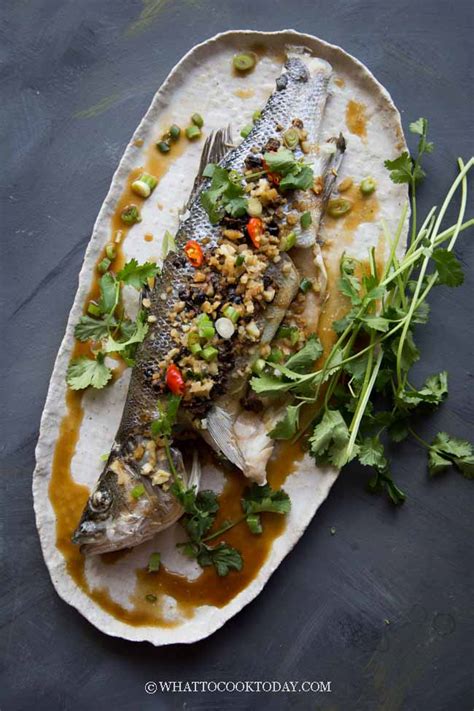 chinese-steamed-whole-fish-with-black-bean-sauce image