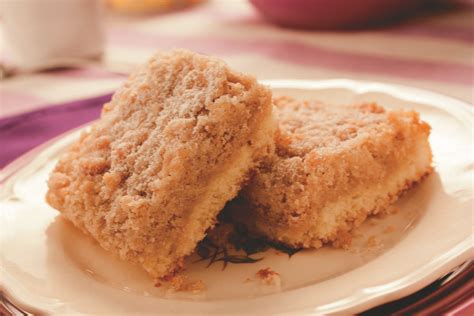 bakery-crumb-cake-mrfoodcom image