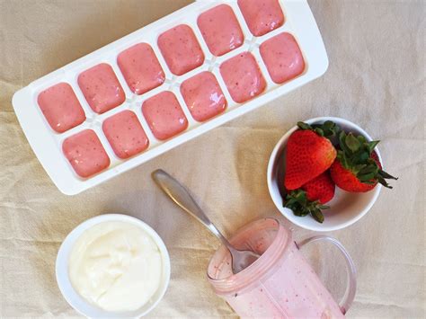 strawberry-frozen-yogurt-cubes-two-ingredients image