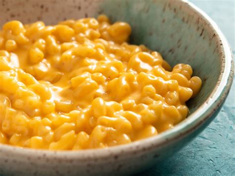 3-ingredient-stovetop-mac-and-cheese-recipe-serious image