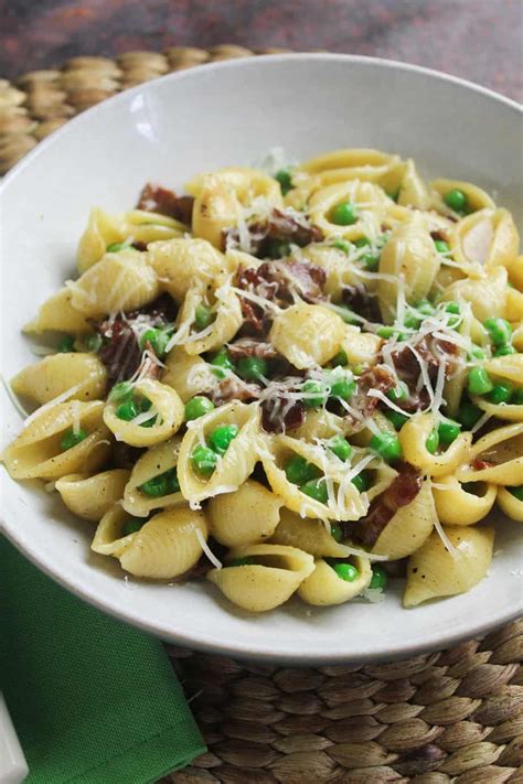 15-minute-bacon-and-pea-pasta-carries-kitchen image