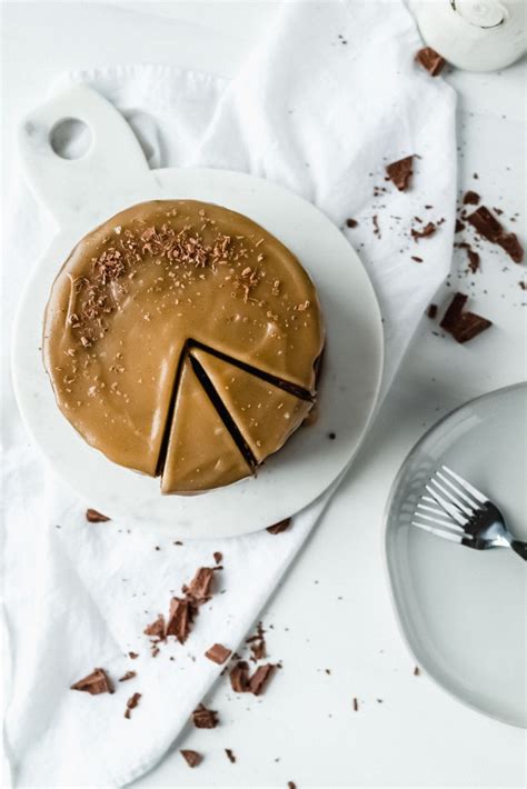 chocolate-chip-butterscotch-cake-baran-bakery image