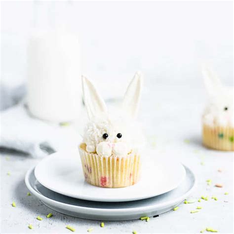 easy-easter-bunny-cupcakes-the-simple-sweet-life image