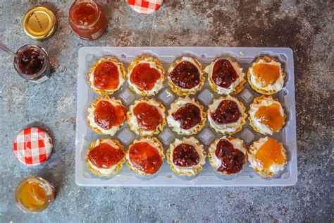 cheesecake-phyllo-cups-topped-with-jam-hildas image