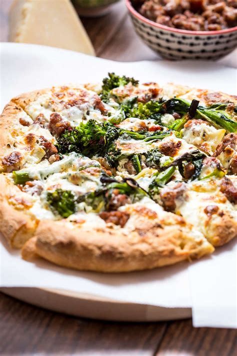 broccoli-rabe-and-sausage-pizza-the-girl-in-the-little image