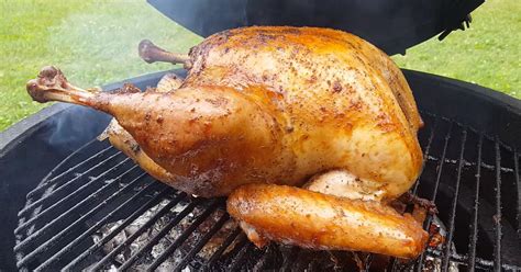 smoked-turkey-on-a-big-green-egg-from-brine-to image