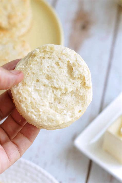buttery-flaky-sourdough-biscuits-baking-sense image