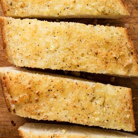 classic-american-garlic-bread-americas-test-kitchen image