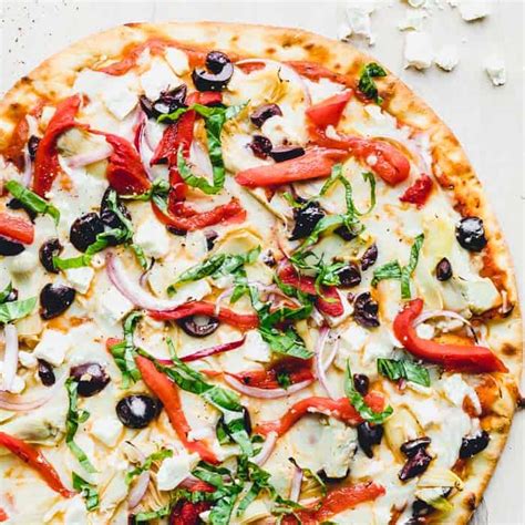 homemade-greek-pizza-in-20-minutes-healthy image