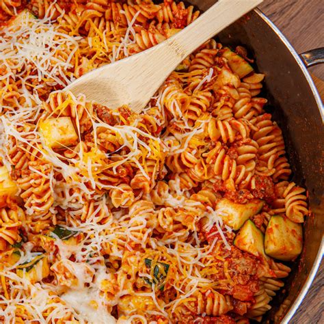 cheesy-beef-pasta-unl-food image