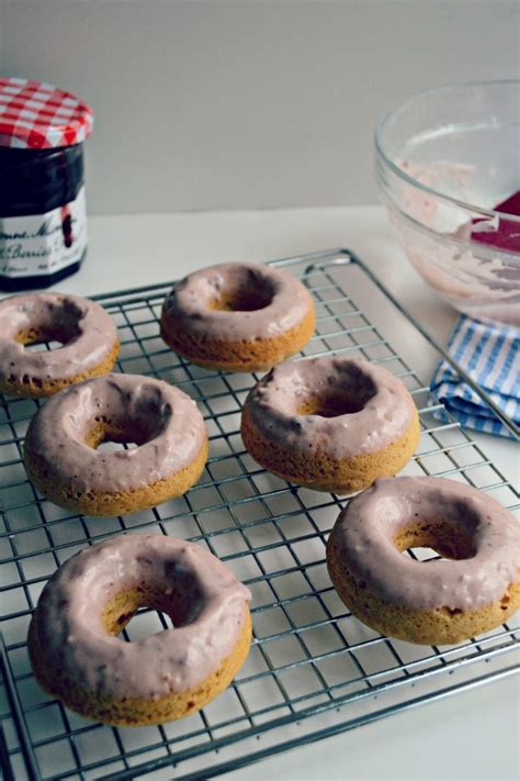 brown-butter-peanut-butter-doughnuts-with-mixed image