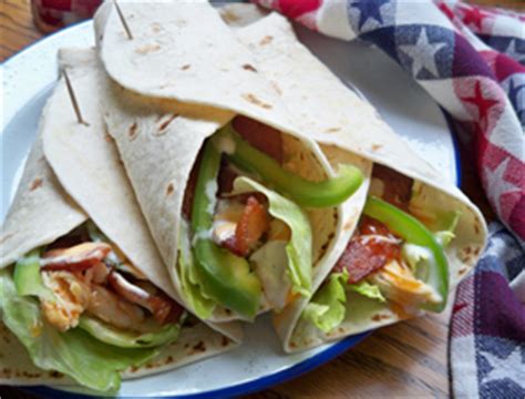buffalo-chicken-bacon-wrap-recipe-recipetipscom image