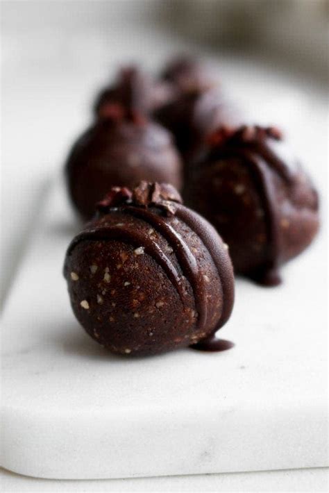 dark-chocolate-mint-truffles-nourished image