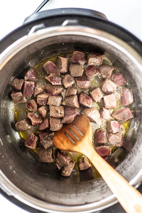 easy-instant-pot-venison-stew-slow-cooker-friendly image