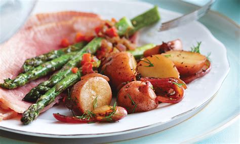 roasted-asparagus-with-red-pepper-relish-sobeys-inc image