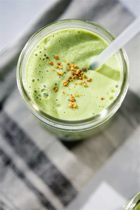 green-goddess-smoothie-recipe-platings-pairings image