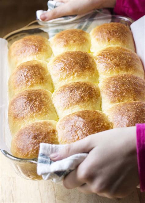 super-soft-no-knead-dinner-rolls-just-a-little-bit-of image