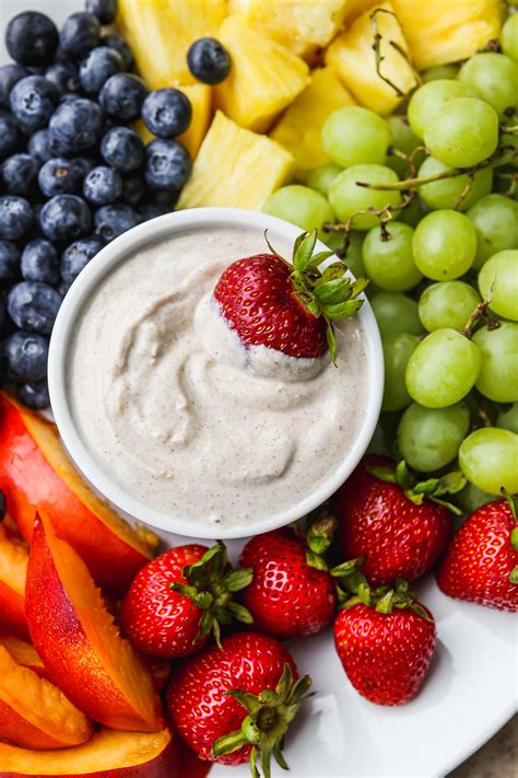 5-minute-healthy-yogurt-fruit-dip-walder-wellness-rd image