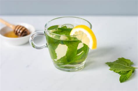 quick-and-easy-fresh-mint-tea image