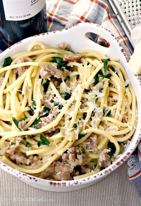 bucatini-pasta-recipe-with-sausage-kale-the-foodie image