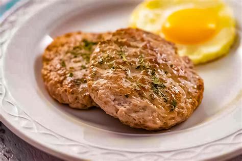 keto-breakfast-sausage-patties-recipe-zero-carbs image