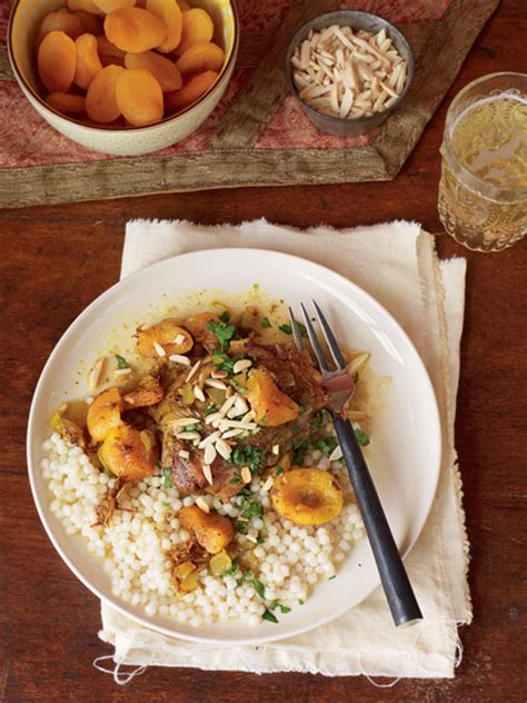 moroccan-spiced-chicken-with-mead-apricots image