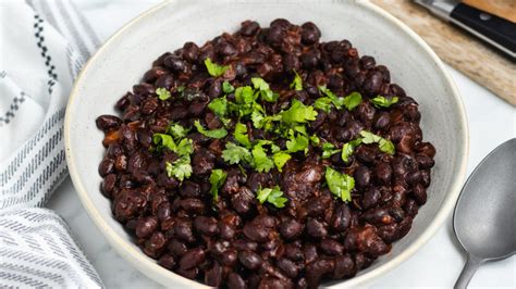 fast-mexican-black-beans-recipe-mashed image