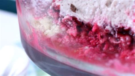 raspberry-mascarpone-trifle-with-amaretti-cookies image