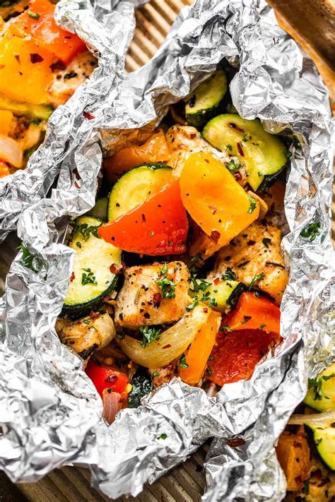 chicken-and-vegetables-in-foil-packets-easy-weeknight image