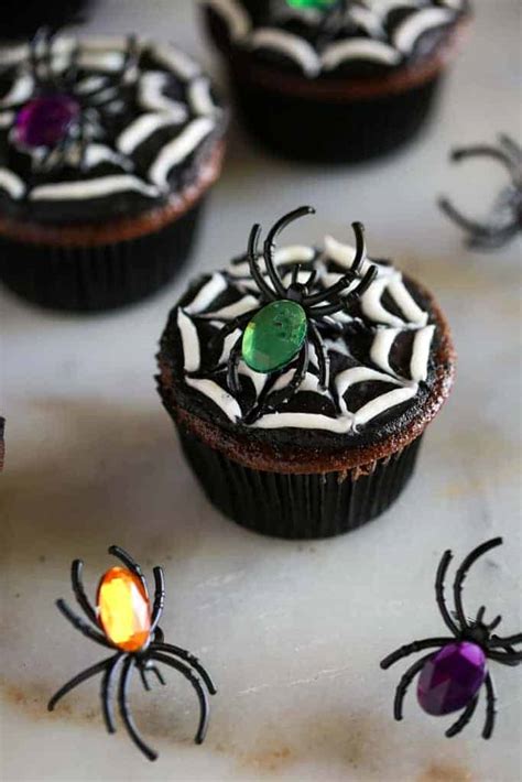 spider-halloween-cupcakes-tastes-better-from-scratch image