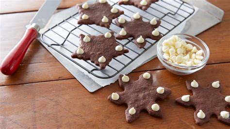 holiday-chocolate-shortbread-cookies image
