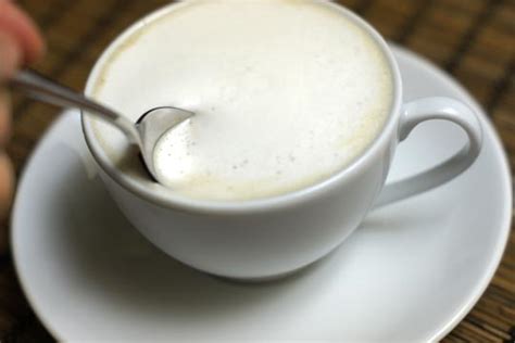 healthy-coffee-creamer-detoxinista image