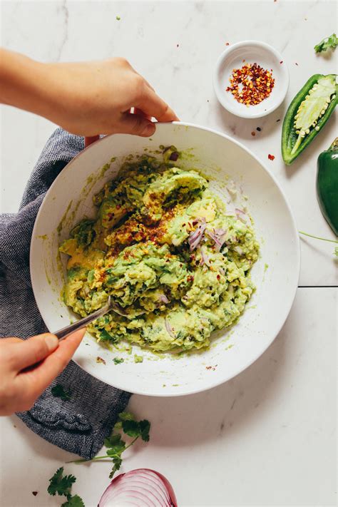 my-go-to-guacamole-recipe-minimalist-baker image