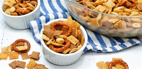 how-to-make-microwave-chex-mix-just-microwave-it image
