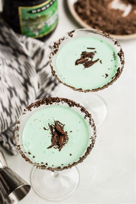 grasshopper-cocktail-culinary-hill image