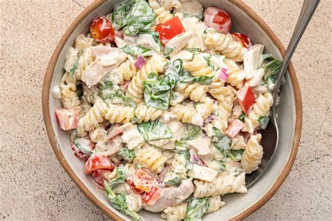 pasta-salad-with-chicken-and-spinach-recipe-the image