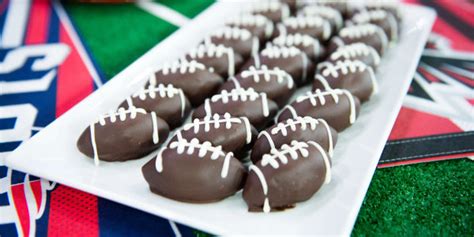 44-best-super-bowl-desserts-for-your-game-day-party image