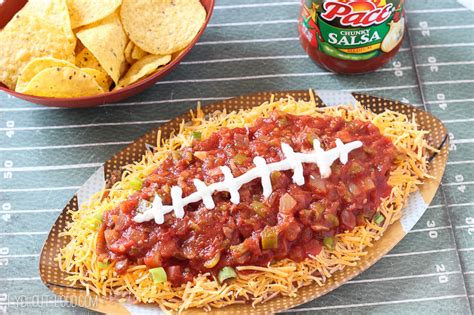 oh-so-easy-and-delicious-tailgating-recipes-lydi image