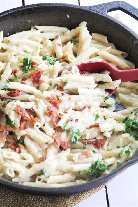 30-minute-creamy-bacon-parmesan-pasta-recipe-my image