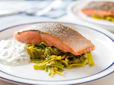 one-skillet-salmon-with-curried-leeks-and-yogurt-herb image